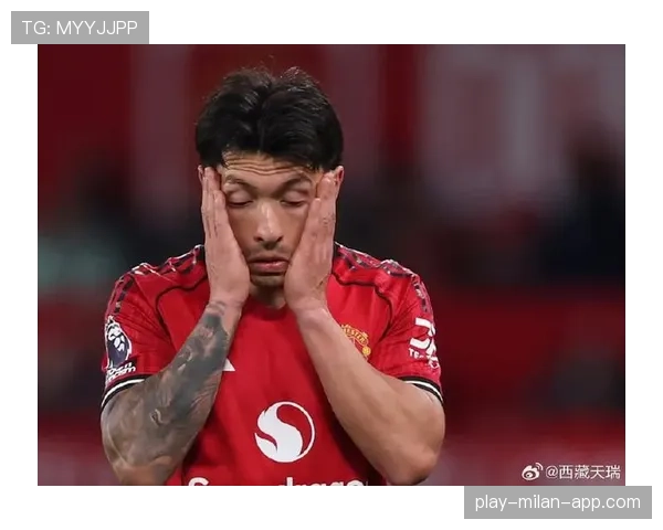 曼联进攻组织混乱问题进一步凸显,对球队整体表现造成影响 曼联进攻组织混乱问题进一步凸显,对球队整体表现造成影响